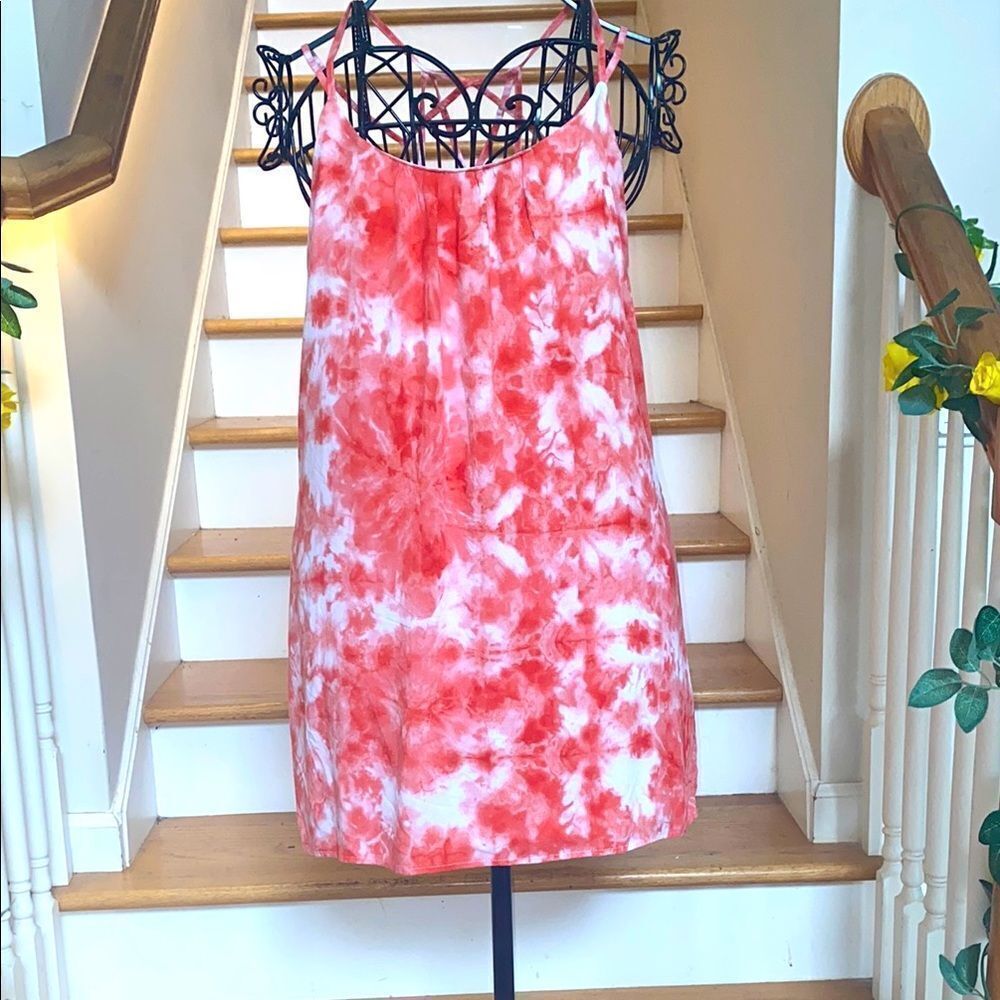 ✨Socialite Coral 🪸 Red Pink & White Sundress✨GUC✨